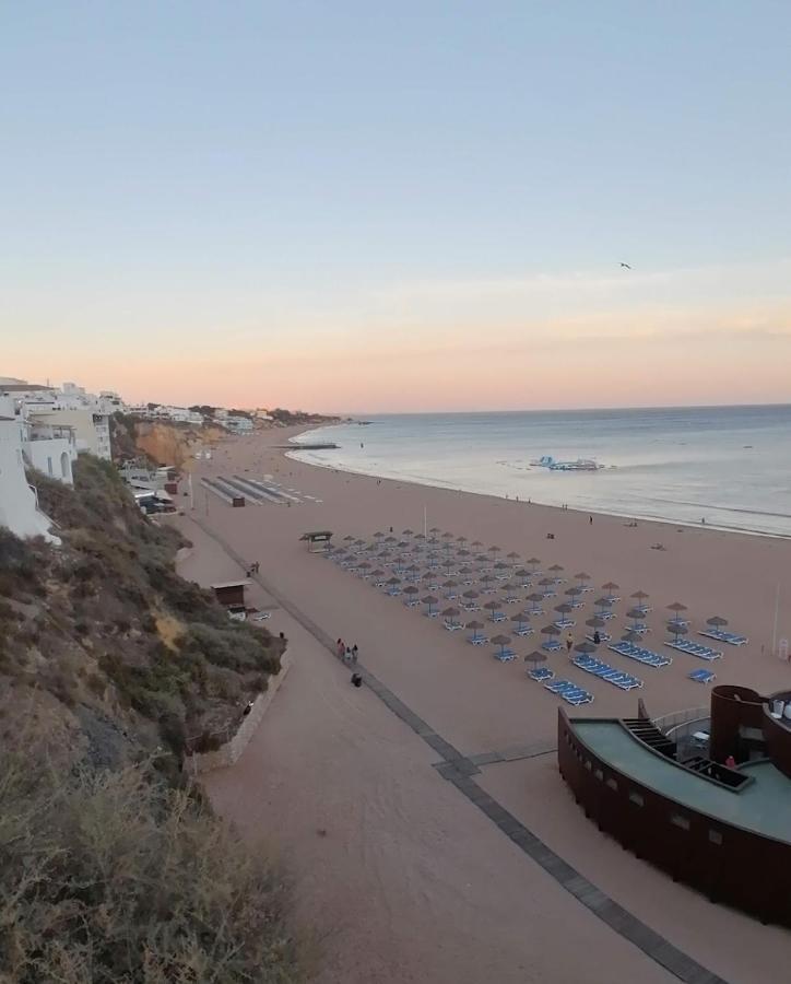 Simpatico Apartamento Com Piscina Em Albufeira Lejlighed Eksteriør billede